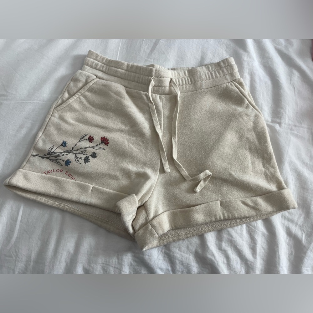 TAYLOR SWIFT RED ERA SLEEP SHORTS